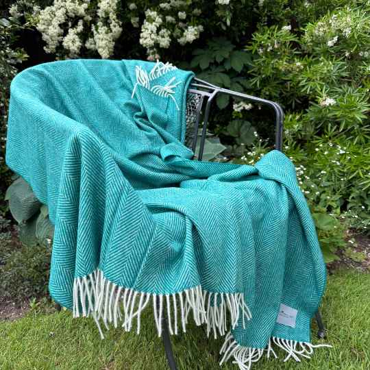 Summer wool throws