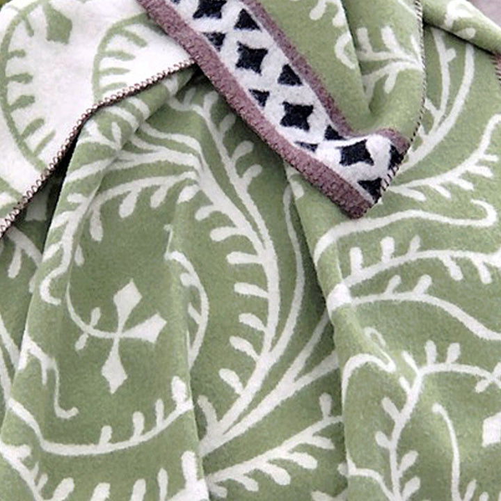 Albertus Green Wool Throw Close up