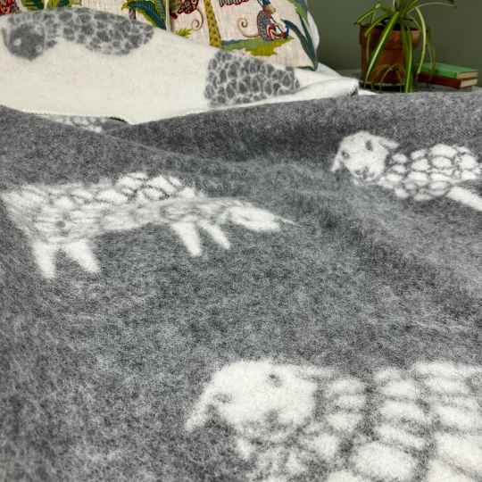 J.J. Textile Mima blanket