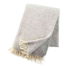 Load image into Gallery viewer, Knut Light Grey lambswool throw