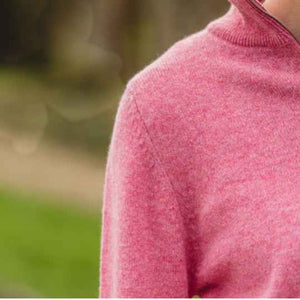 Ladies pink wool jumper detail