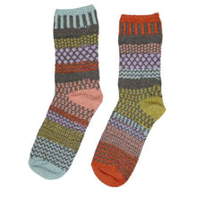 Load image into Gallery viewer, Solmate socks olive